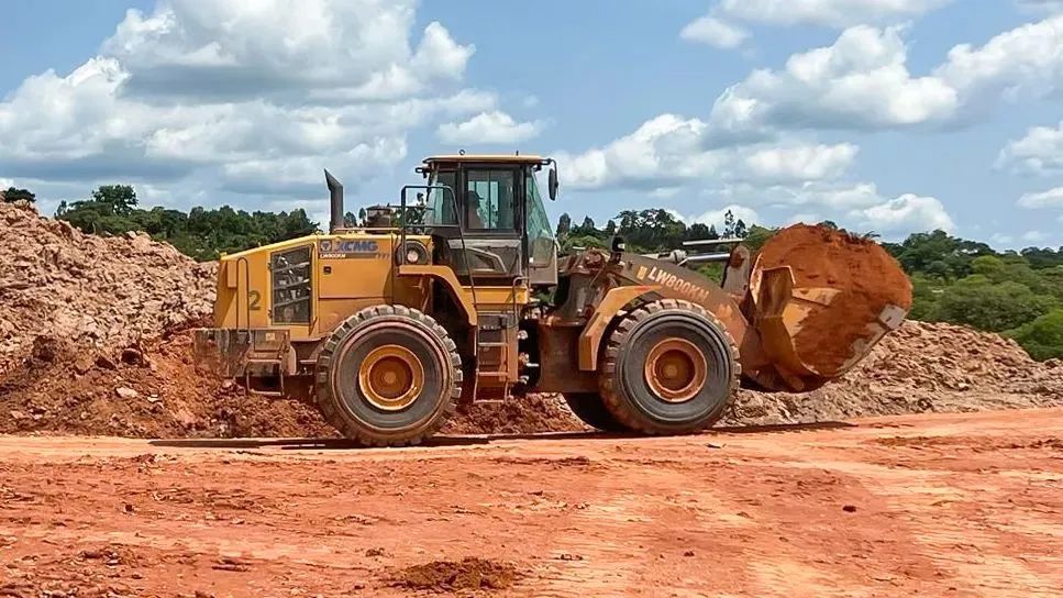 CONMART - Angola Mines for Diamonds, XCMG Loaders Hard at Work